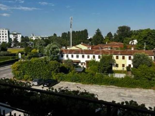 Appartamento in vendita a Treviso via Postumia, 14, Monigo