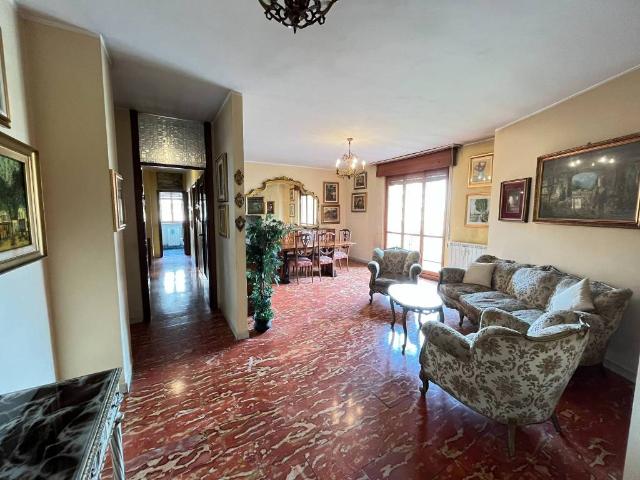 Appartamento in vendita a Trezzano sul Naviglio MI
