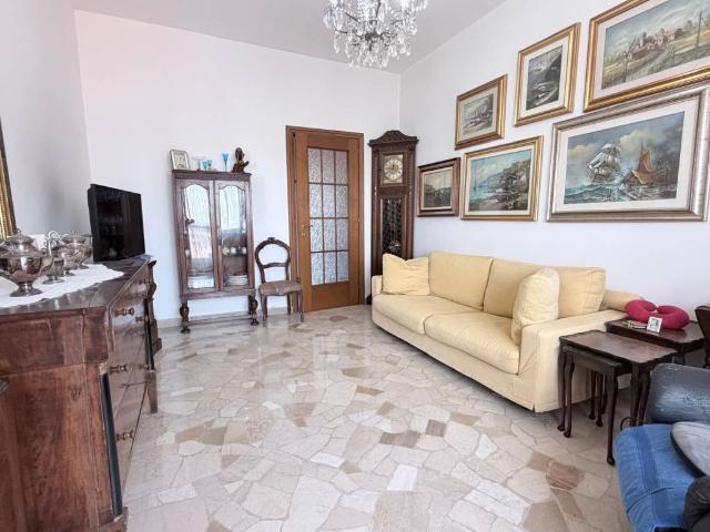 Appartamento in vendita a Trezzano sul Naviglio MI