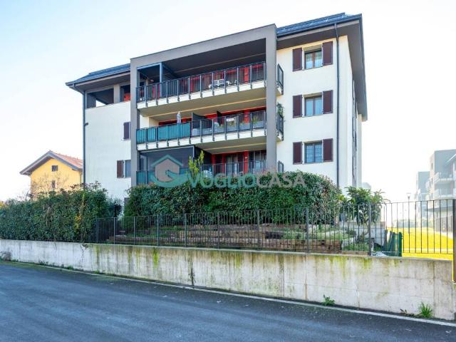 Appartamento in vendita a Trezzano sul Naviglio MI