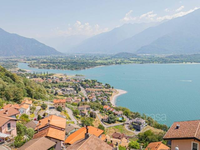Appartamento in vendita a Trezzone CO