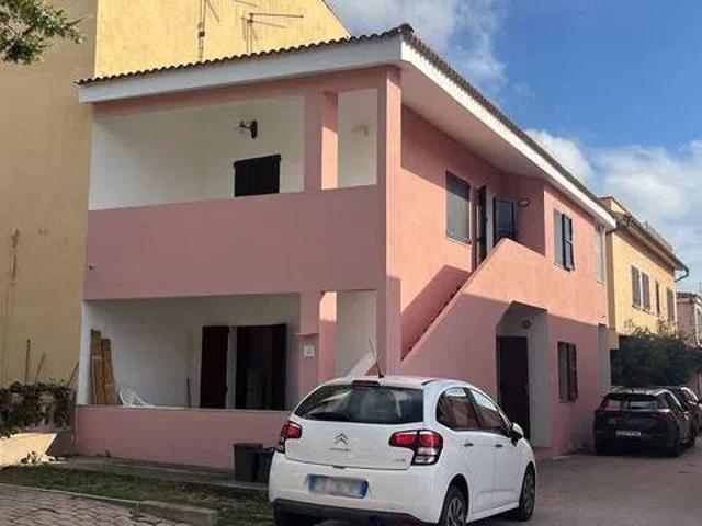 Appartamento in vendita a Trinità d'Agultu e Vignola SS