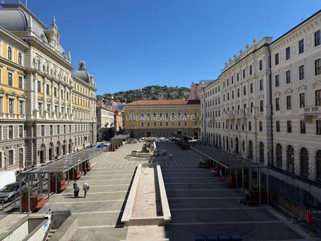 Appartamento in vendita a Trieste