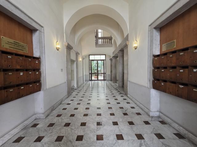 APPARTAMENTO in VENDITA a TRIESTE CENTRO di 5 vani