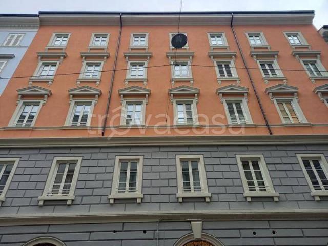 Appartamento in vendita a Trieste, Borgo Teresiano