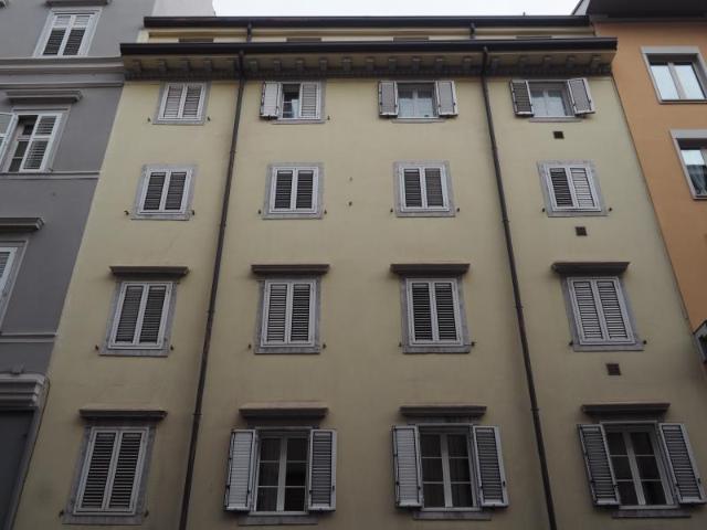 APPARTAMENTO in VENDITA a TRIESTE di 2 vani