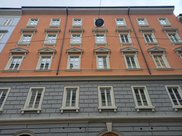 APPARTAMENTO in VENDITA a TRIESTE di 4 vani
