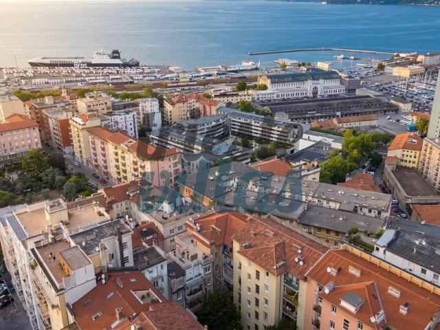 Appartamento in vendita a Trieste TS