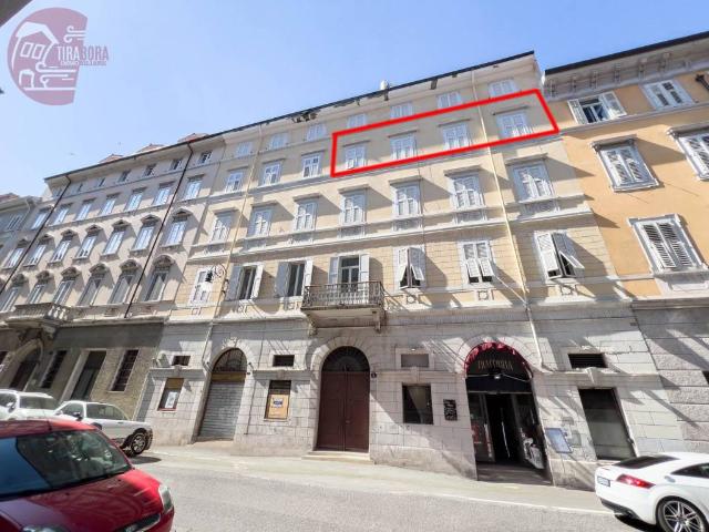 Appartamento in vendita a Trieste TS