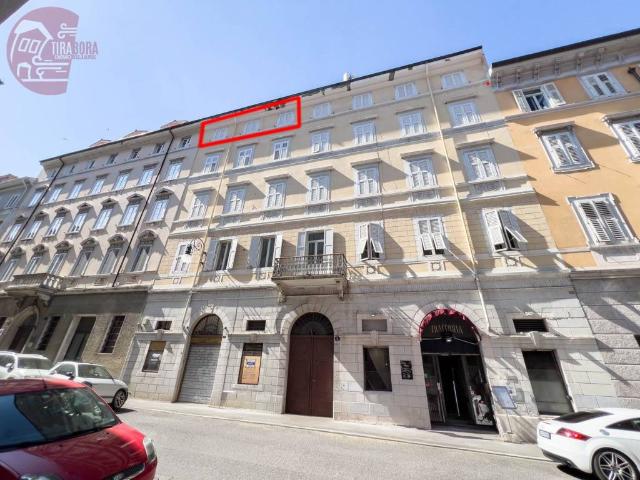 Appartamento in vendita a Trieste TS
