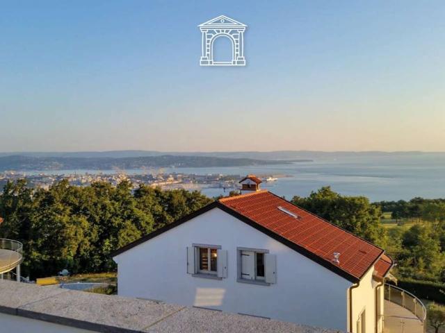 Appartamento in vendita a Trieste TS