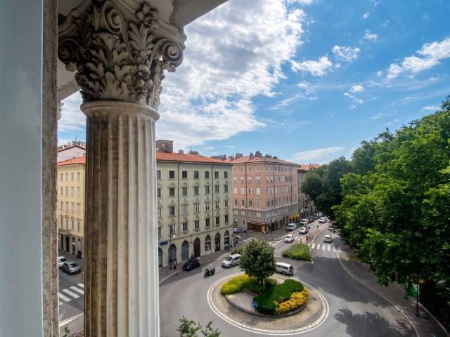 Appartamento in vendita a Trieste TS