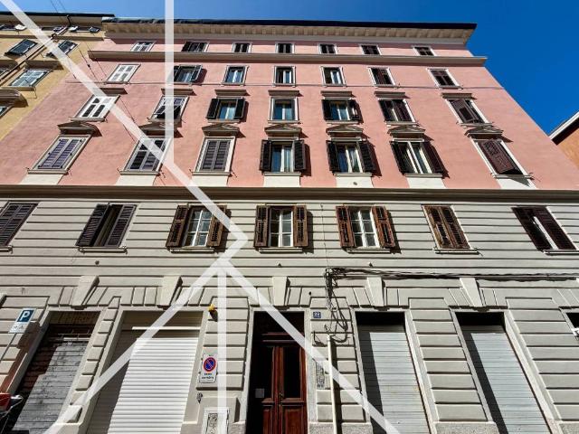 Appartamento in vendita a Trieste TS
