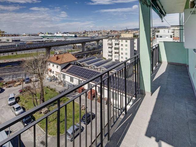 Appartamento in vendita a Trieste TS