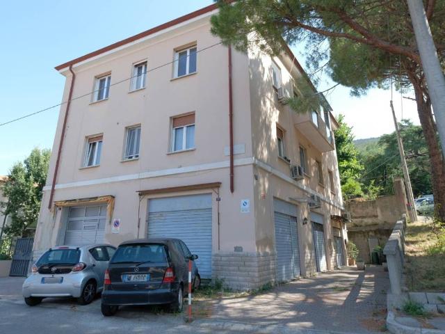 Appartamento in vendita a Trieste TS