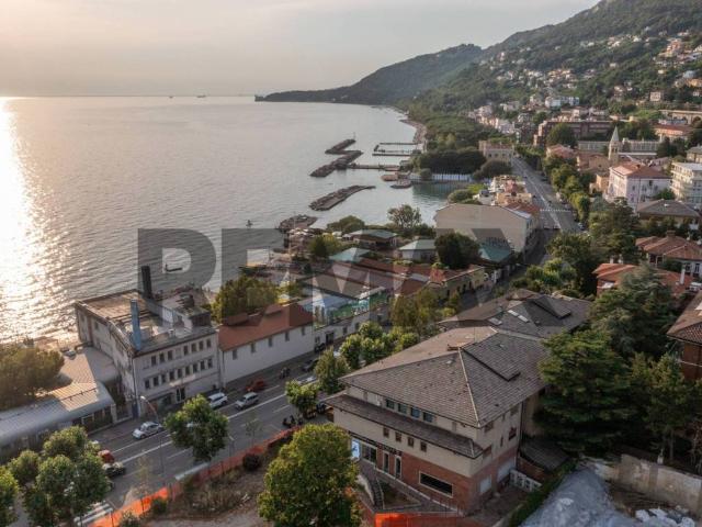 Appartamento in vendita a Trieste TS