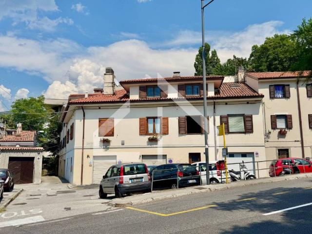 Appartamento in vendita a Trieste TS