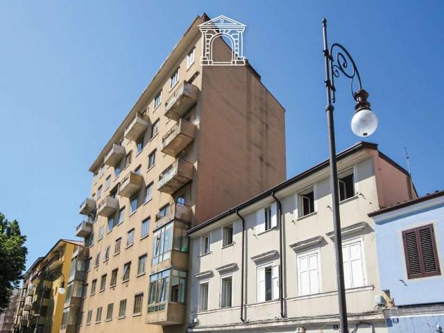 Appartamento in vendita a Trieste TS