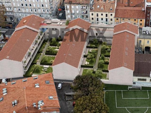 Appartamento in vendita a Trieste TS