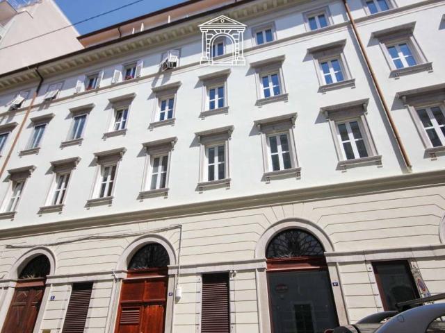 Appartamento in vendita a Trieste via del Lavatoio, Borgo Teresiano