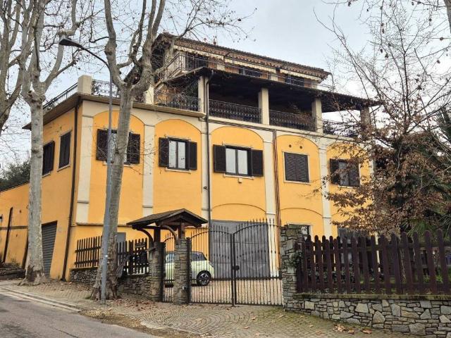 Appartamento in vendita a Trofarello TO