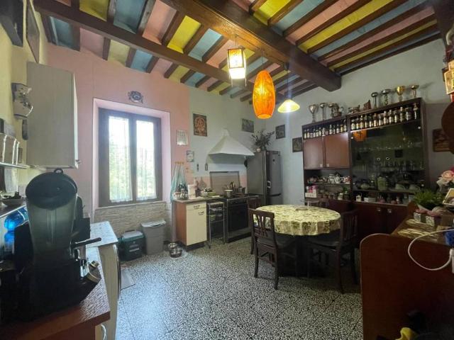 Appartamento in vendita a Uzzano PT