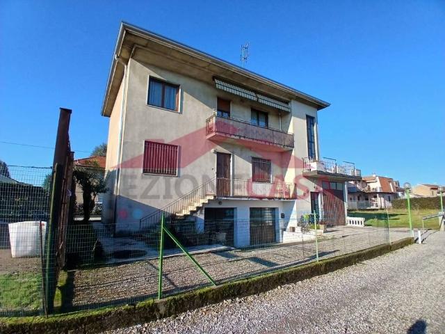 Appartamento in vendita a Uboldo VA