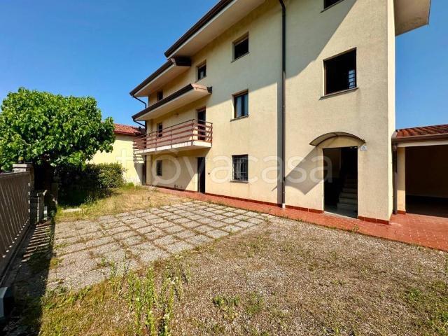 Appartamento in vendita a Udine, Via Cividale