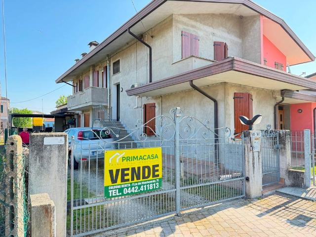 Appartamento in vendita a Urbana PD