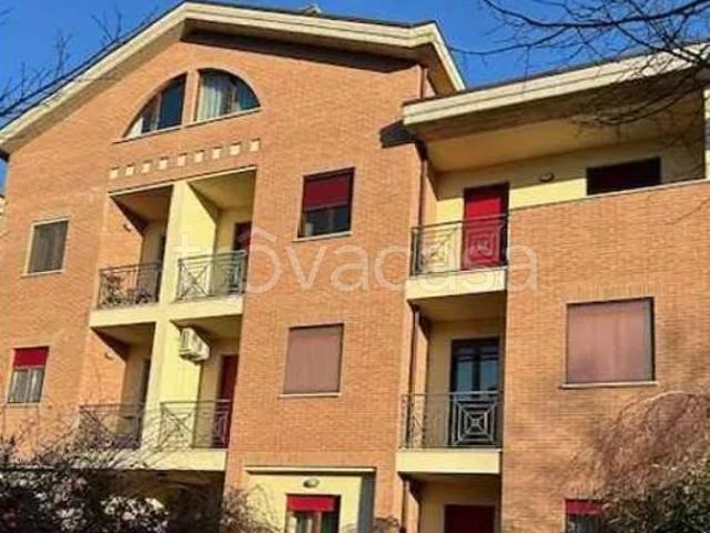 Appartamento in vendita a Urbino via Enrico Mattei, Canavaccio