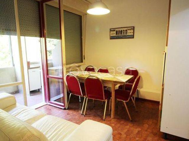 Appartamento in vendita a Urbino viale Federico Comandino