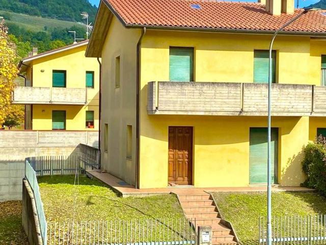 Appartamento in vendita a Urbino PU