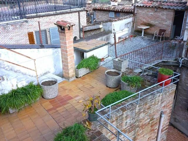 Appartamento in vendita a Urbino PU