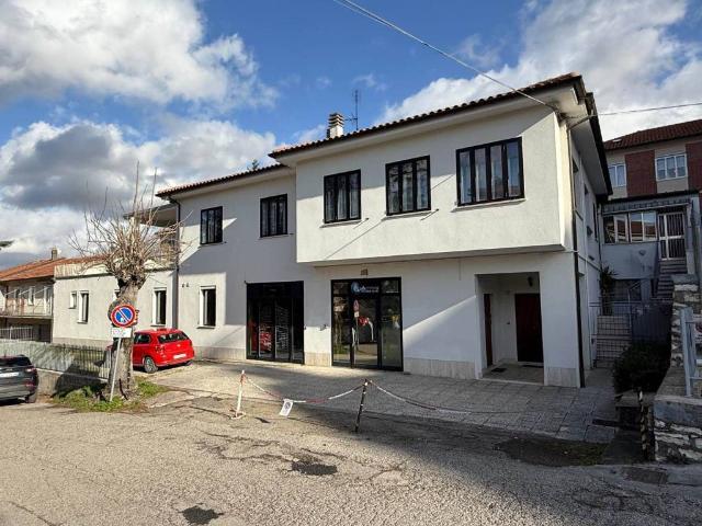 Appartamento in vendita a Urbino PU