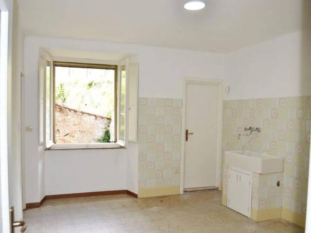 Appartamento in vendita a Urbino PU