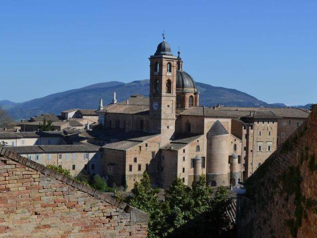 Appartamento in vendita a Urbino PU