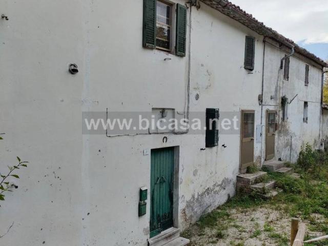 Appartamento in vendita a Urbino PU