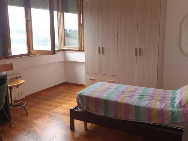 Appartamento in vendita a Urbino PU