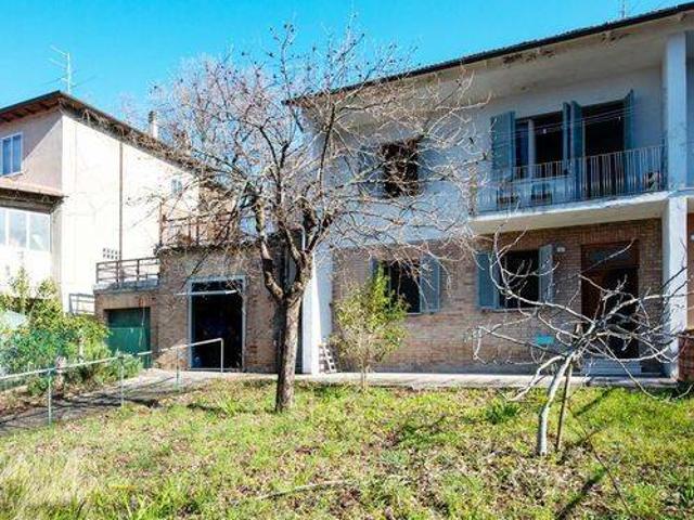 Appartamento in vendita a Urbino PU