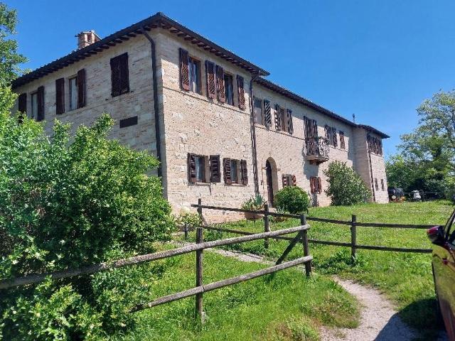 Appartamento in vendita a Urbino PU