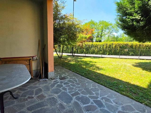 Appartamento in vendita a Usmate Velate MB
