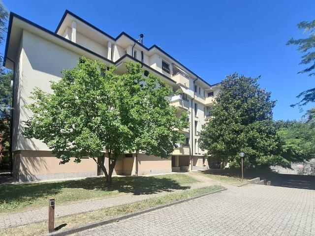 Appartamento in vendita a Usmate Velate MB