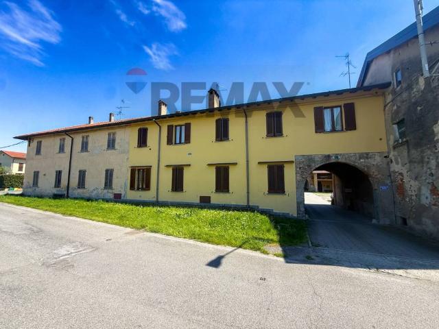 Appartamento in vendita a Usmate Velate MB