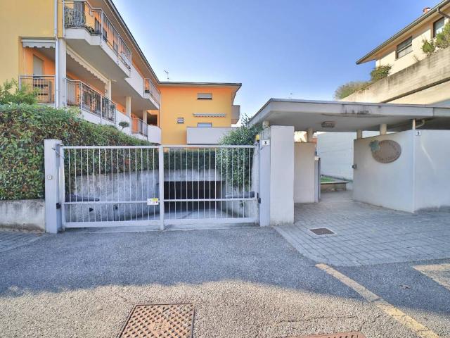 Appartamento in vendita a Usmate Velate MB