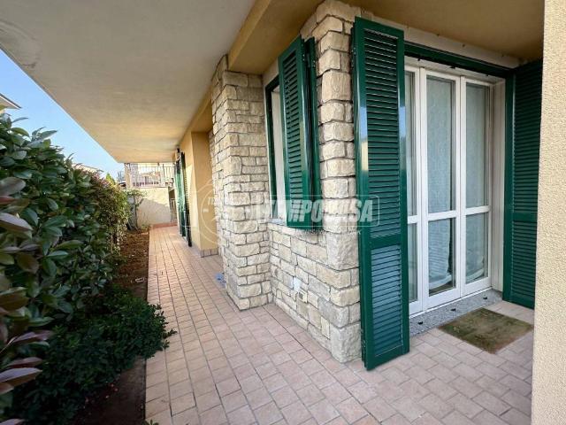 Appartamento in vendita a Usmate Velate MB