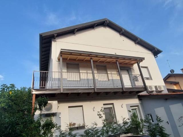 Appartamento in vendita a Usmate Velate MB