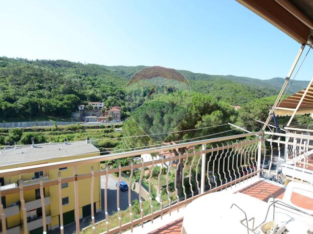 Appartamento in vendita a Vado Ligure