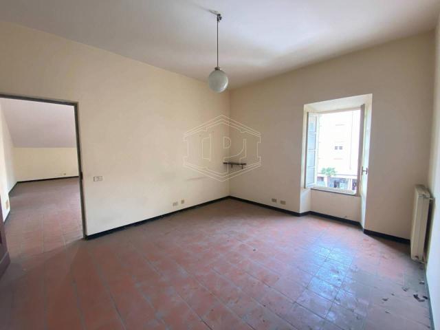 Appartamento in vendita a Vado Ligure