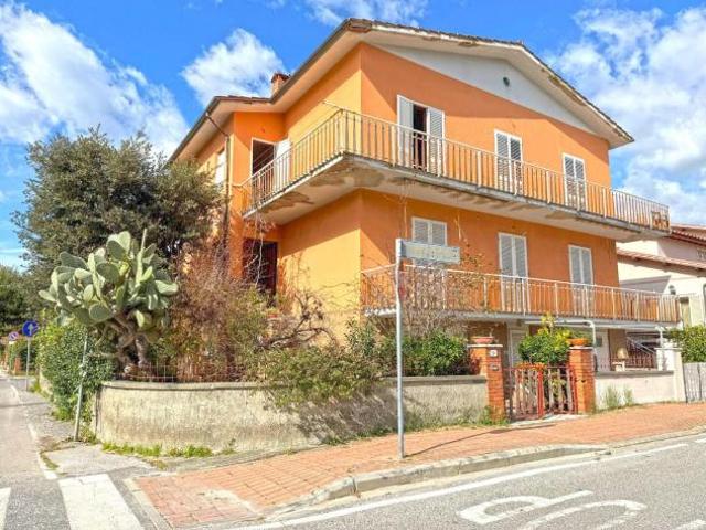 Appartamento in vendita a Vada Rosignano Marittimo 108 mq Rif: 1402697