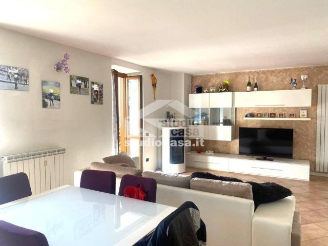 Appartamento in vendita a Val Brembilla BG